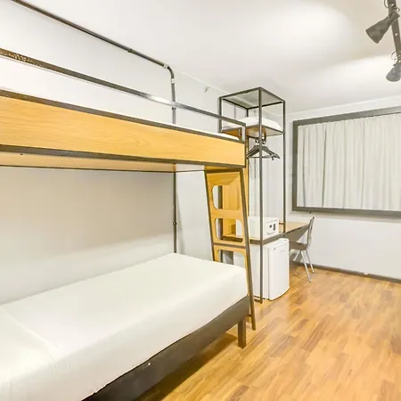 Ibis Copacabana Posto 2-3